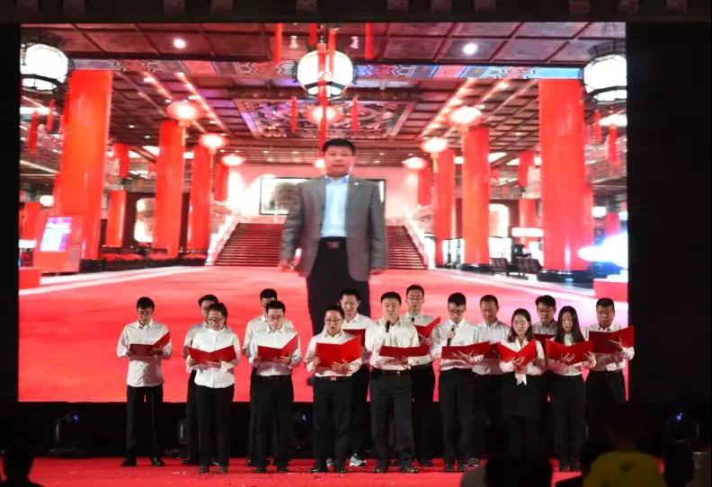 厚积薄发,小鸟体育正当时——2018小鸟体育年会精彩回顾 厚积薄发,小鸟体育正当时——2018小鸟体育年会精彩回顾