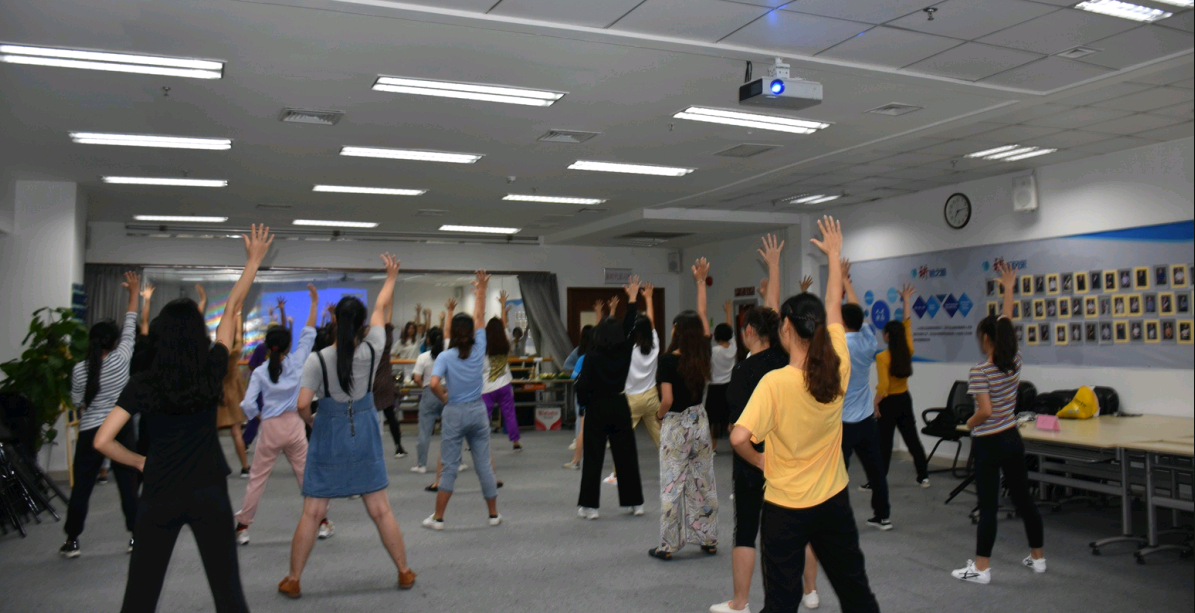 心随舞动,舞魅人生——“舞与伦比”社团,2019的轻舞飞扬 心随舞动,舞魅人生——“舞与伦比”社团,2019的轻舞飞扬