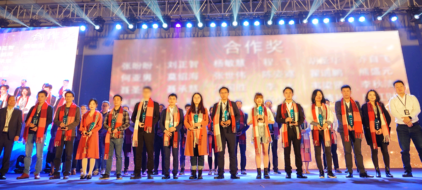 百舸争流，奋楫者先——小鸟体育集团2020年会精彩回顾